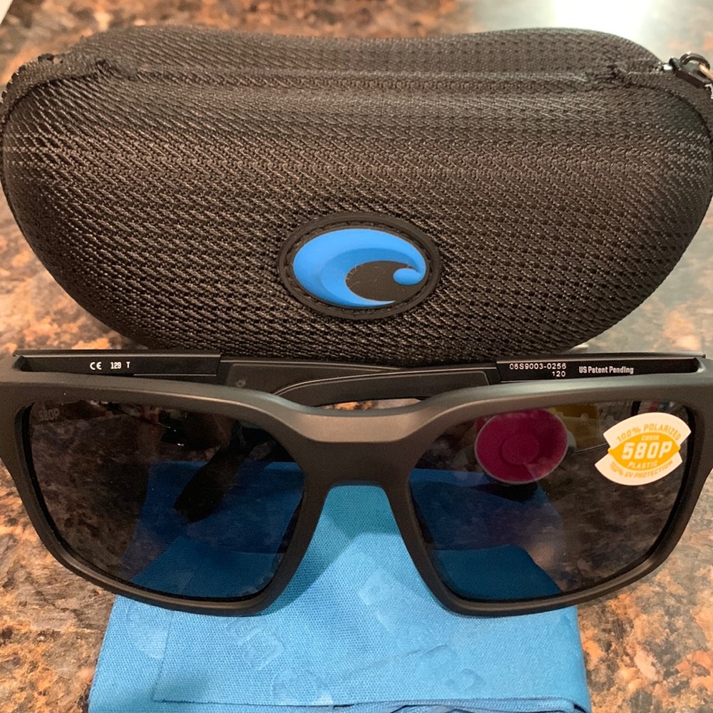 NWT Costa Del Mar Sunglasses